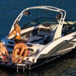 © Chaparral Boats