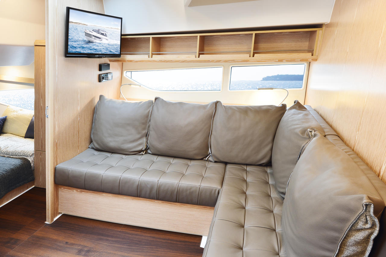 Seali S330v interior